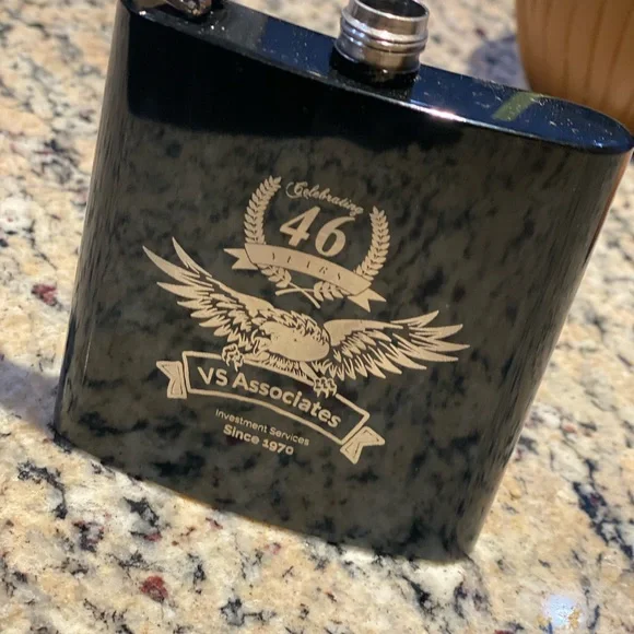 Flask - Picture 2 of 2